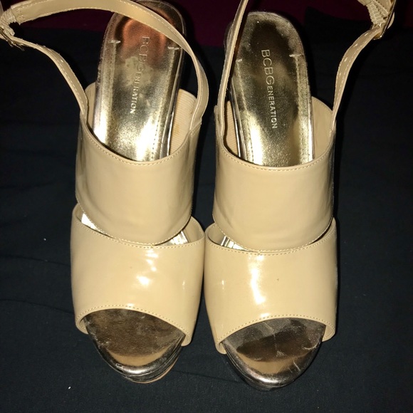 Tan BCBG heels! - Picture 6 of 6